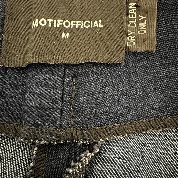 Motif Official High Waisted Dark Wash Wide Leg Jeans, Medium - Picture 7 of 7